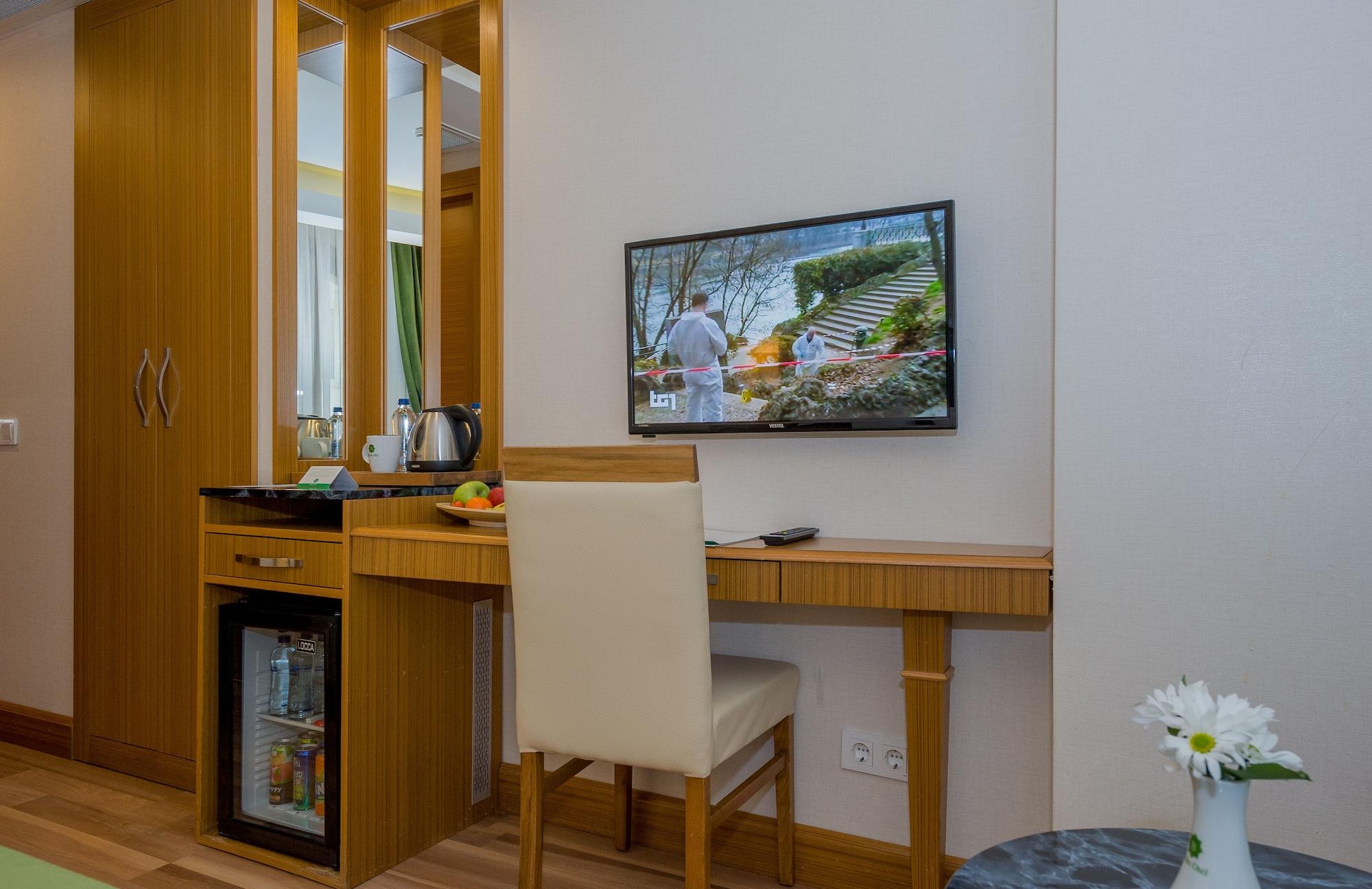 Bizim Hotel Istanbul Exterior photo