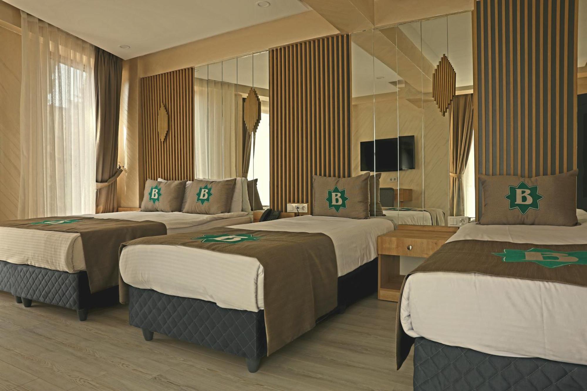 Bizim Hotel Istanbul Exterior photo